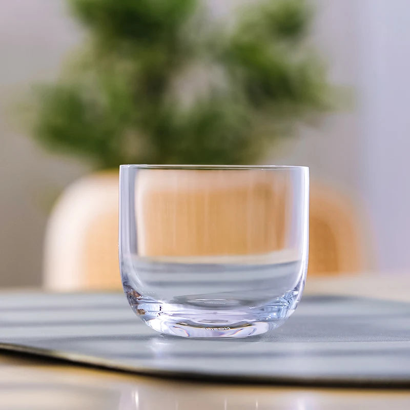 Verre Horizon Perlé, aux reflets nacrés délicats, parfait pour des soirées feutrées et élégantes