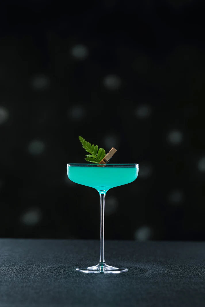 Verre Murmure de Diamant en cristal, bijou discret parfait pour savourer chaque gorgée élégamment